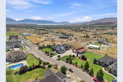2628 E Prairie Dr, Eagle Mountain, UT 84005 - Photo 80