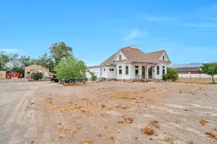 234 E Clark St, Grantsville, UT 84029 - Photo 2