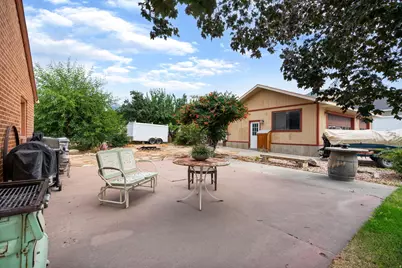 615 E Maple St, Mapleton, UT 84664 - Photo 28