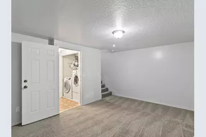 1113 Country Hills Dr #B2, Ogden, UT 84403 - Photo 16