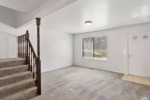 1113 Country Hills Dr, Ogden, UT 84403 - Photo 4