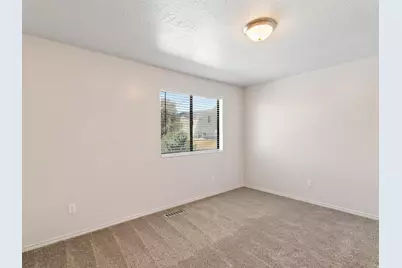 1113 Country Hills Dr #B2, Ogden, UT 84403 - Photo 12