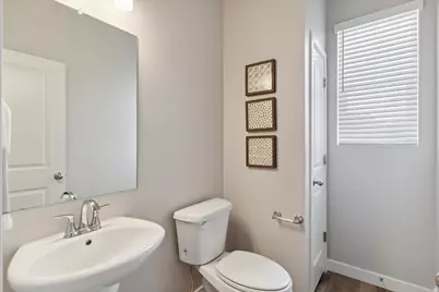 1037 W Motor Vu Dr S #210, Riverdale, UT 84405 - Photo 16