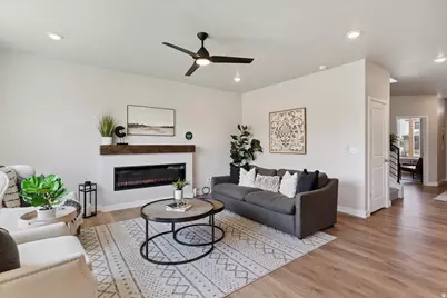 1037 W Motor Vu Dr S #210, Riverdale, UT 84405 - Photo 14