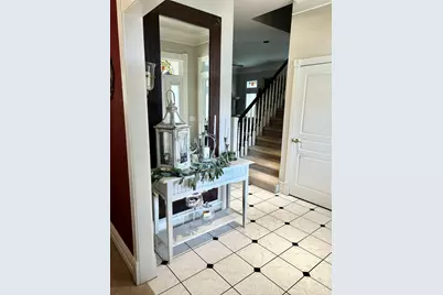 289 W Burton Ln S, Kaysville, UT 84037 - Photo 8
