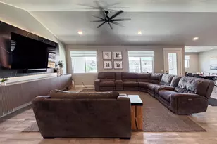 2862 S Allison Wy, Syracuse, UT 84075 - Photo 4