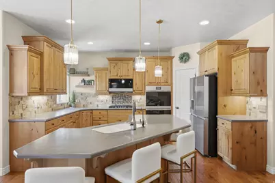 5352 N Horseshoe Dr, Stansbury Park, UT 84074 - Photo 14
