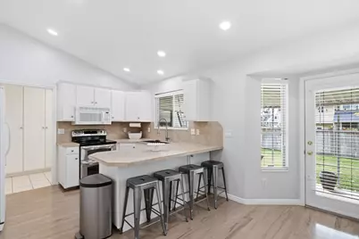 684 E 1550 S, Kaysville, UT 84037 - Photo 6