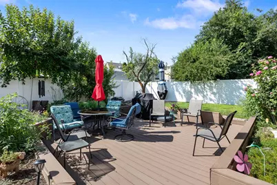 5386 S Clover Meadow Dr, Murray, UT 84123 - Photo 2