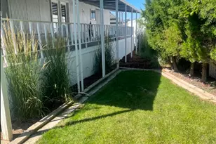 385 Galahad, North Salt Lake, UT 84054 - Photo 2