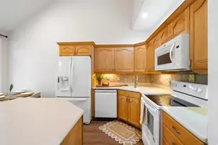 41 E 2200 S, Bountiful, UT 84010 - Photo 10