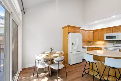41 E 2200 S, Bountiful, UT 84010 - Photo 6