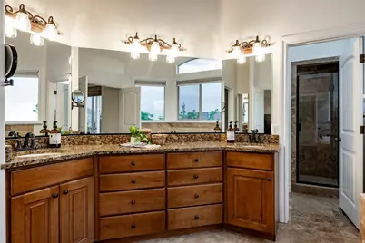 1263 E Wild Maple Ct, Draper, UT 84020 - Photo 36