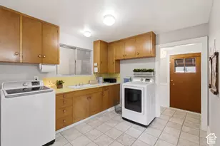 307 W 400 S, Springville, UT 84663 - Photo 26