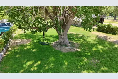 307 W 400 S, Springville, UT 84663 - Photo 34