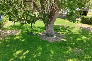 307 W 400 S, Springville, UT 84663 - Photo 34