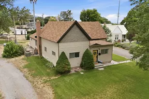 307 W 400 S, Springville, UT 84663 - Photo 48