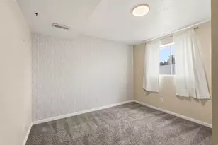 666 W 725 N, Clearfield, UT 84015 - Photo 18
