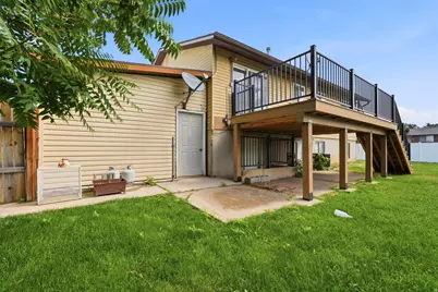 666 W 725 N, Clearfield, UT 84015 - Photo 32