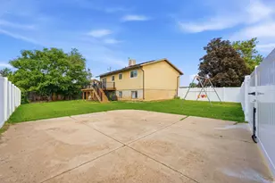 666 W 725 N, Clearfield, UT 84015 - Photo 30