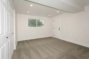 2085 E Castle Hill Ave, Cottonwood Heights, UT 84121 - Photo 12