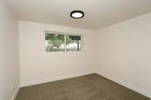 2085 E Castle Hill Ave, Cottonwood Heights, UT 84121 - Photo 16
