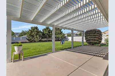 6863 W Breeanne Pl, Herriman, UT 84096 - Photo 26