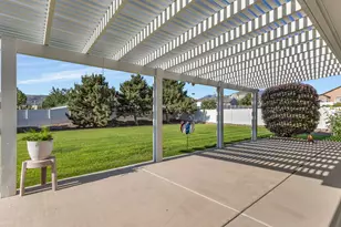 6863 W Breeanne Pl, Herriman, UT 84096 - Photo 26