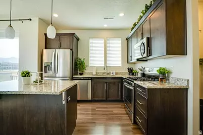 5104 W Putney Hill Rd, South Jordan, UT 84009 - Photo 8