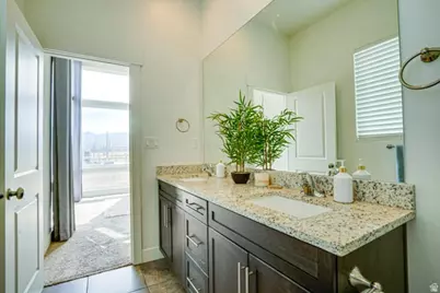 5104 W Putney Hill Rd, South Jordan, UT 84009 - Photo 16