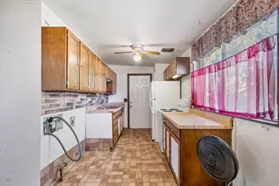 3079 S 2910 W, West Valley, UT 84119 - Photo 4