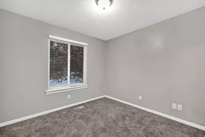 563 N 2430 W, Provo, UT 84601 - Photo 16
