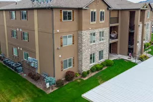 3569 E Rock Rd E, Eagle Mountain, UT 84005 - Photo 16
