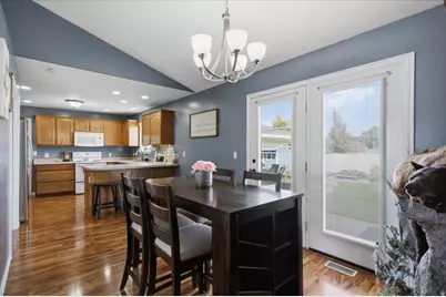 2902 W 2495 S, Syracuse, UT 84075 - Photo 8