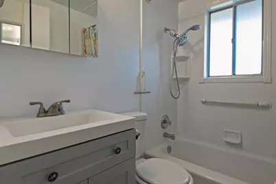 542 W 5225 S, Washington Terrace, UT 84405 - Photo 12
