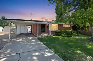 542 W 5225 S, Washington Terrace, UT 84405 - Photo 2