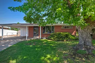 542 W 5225 S, Washington Terrace, UT 84405 - Photo 2