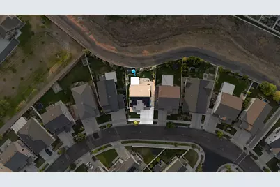 12206 S Croyden Ln, Herriman, UT 84096 - Photo 2