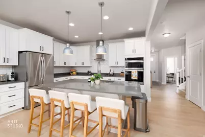 12206 S Croyden Ln, Herriman, UT 84096 - Photo 8