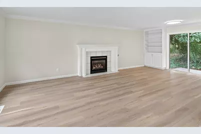 212 W Bayview Dr N, Farmington, UT 84025 - Photo 10