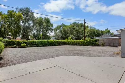 214 E 4500 S, Murray, UT 84107 - Photo 12
