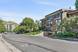 939 S Donner Way, Salt Lake City, UT 84108 - Photo 2