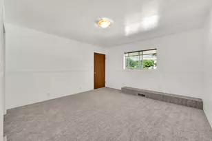 374 W Lakeview Rd S, Lindon, UT 84042 - Photo 32