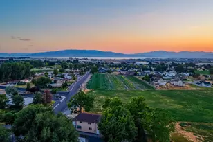 374 W Lakeview Rd S, Lindon, UT 84042 - Photo 38