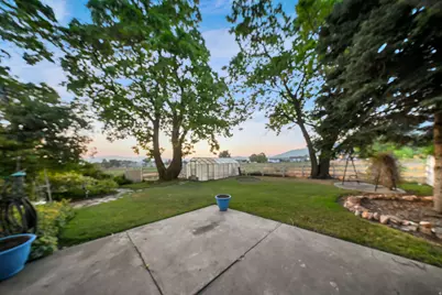 374 W Lakeview Rd S, Lindon, UT 84042 - Photo 4