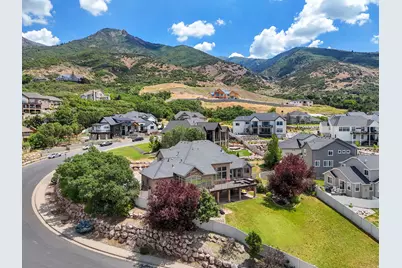 3150 E 25 S, Layton, UT 84040 - Photo 70