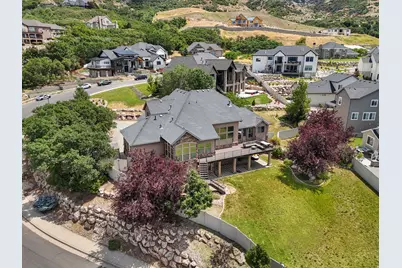 3150 E 25 S, Layton, UT 84040 - Photo 60