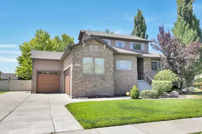1902 S 1375 W, Syracuse, UT 84075 - Photo 2