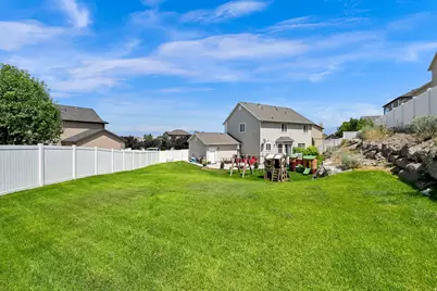 4554 S Basin Ridge Ct, West Valley, UT 84128 - Photo 32