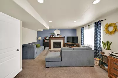 4554 S Basin Ridge Ct, West Valley, UT 84128 - Photo 6